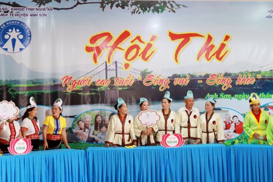 Hơn 300 người cao tuổi tham gia Hội thi Người cao tuổi 'Sống vui - Sống khỏe'