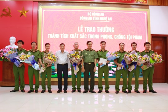 Thưởng nóng chuyên án triệt xóa băng cướp trẻ tuổi và điều tra vụ án giết người tạo hiện trường giả