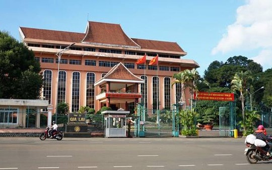 Dù còn 5 năm công tác nhưng một Phó Chủ nhiệm UBKT Tỉnh ủy xin nghỉ hưu