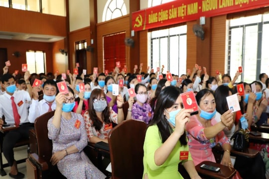 Phiên trù bị Đại hội Đảng bộ Trường Đại học Sư phạm kỹ thuật Vinh nhiệm kỳ 2020 - 2025  ​