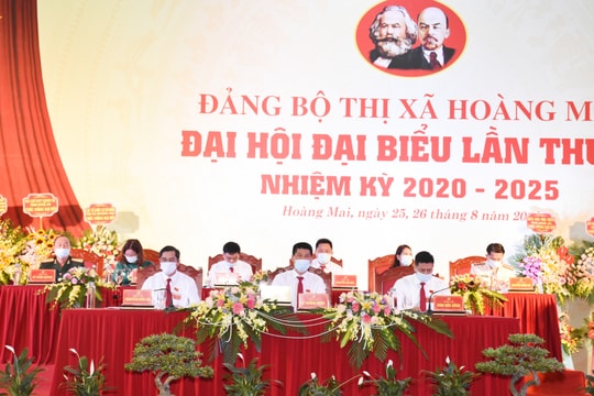 Đại hội Đảng bộ thị xã Hoàng Mai lần thứ II, nhiệm kỳ 2020 - 2025 khai mạc phiên chính thức