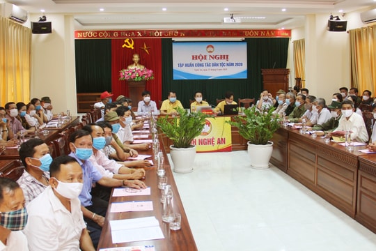 Nâng nhận thức cho cán bộ Mặt trận về công tác dân tộc trong thời kỳ mới