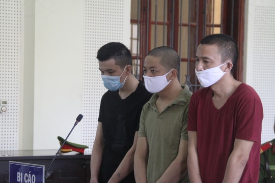 Tuyên án 21 năm tù nhóm người Trung Quốc sang Nghệ An hack dữ liệu ATM để rút tiền