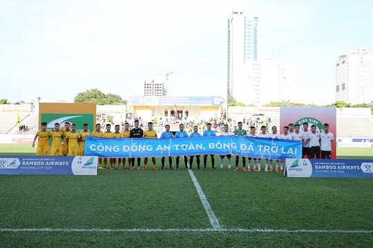 Cầu thủ phải xét nghiệm Covid-19 trước khi V.League 2020 trở lại