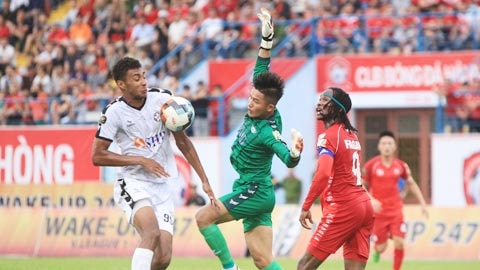 Thực đơn một ngày tại châu Âu của Đoàn Văn Hậu; Thời Covid-19, cầu thủ Việt sống bằng gì?