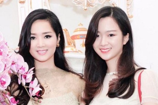 Hoa hậu U50 Giáng My lại 'gây sốt' khi đọ vẻ đẹp như 'chị em' với con gái tuổi 25