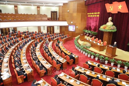 Thẩm định xong tiêu chuẩn chính trị nhân sự quy hoạch vào Trung ương khóa XIII