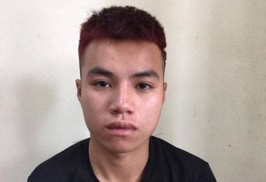 'Vã thuốc', con nghiện móc túi ngay trên xe khách