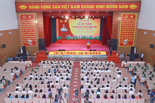 Trang trọng Lễ kỷ niệm 90 năm ngày Xô viết Nghệ Tĩnh