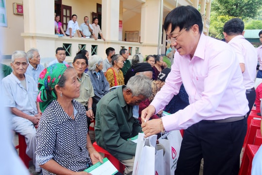 Trao đổi, nâng cao nghiệp vụ thực hiện tốt chính sách người có công cho cán bộ cấp huyện, xã