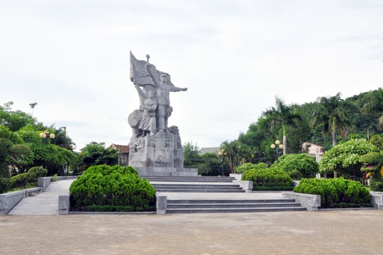 Một cuộc hành hương về miền chứng tích Xô viết hào hùng