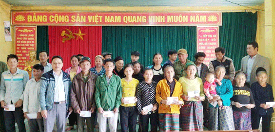 Công ty CP Phát triển Điện lực Việt Nam làm tốt công tác an sinh xã hội ở Tương Dương