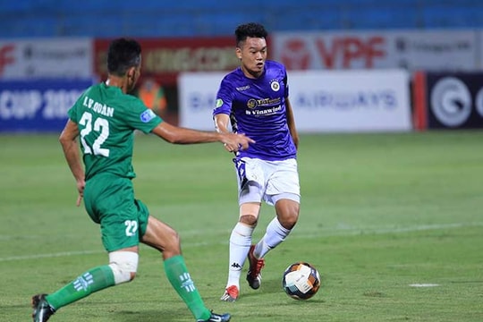 Messi thu nhập chạm mốc 1 tỷ USD; CLB TP.HCM bớt nguy hiểm khi vắng Công Phượng, Huy Toàn 