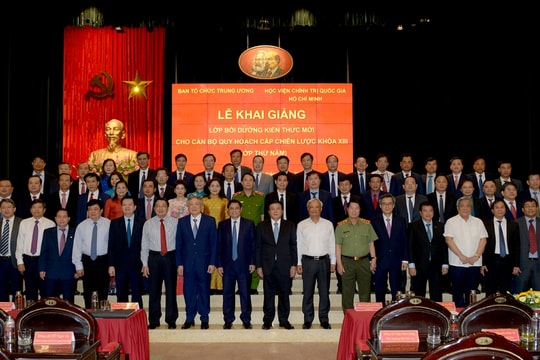 222 cán bộ tham gia các lớp bồi dưỡng quy hoạch cấp chiến lược trước Đại hội XIII của Đảng