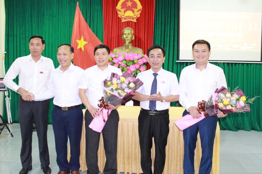 Quỳ Hợp, Thanh Chương  bầu Phó Chủ tịch UBND, Chủ tịch Ủy ban MTTQ huyện