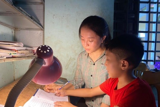 Nguy cơ lỡ hẹn với giảng đường của nữ sinh nghèo ở Nghệ An thi đạt 28,25 điểm