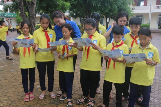 Nghệ An hướng mạnh mục tiêu phủ kín BHYT trong trường học