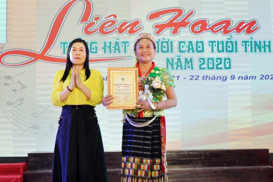 Trao 46 giải thưởng tại Liên hoan Tiếng hát Người cao tuổi tỉnh Nghệ An