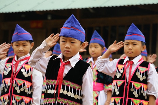 Giáo viên giỏi thuyên chuyển về xuôi - nỗi lo lớn của giáo dục miền núi Nghệ An