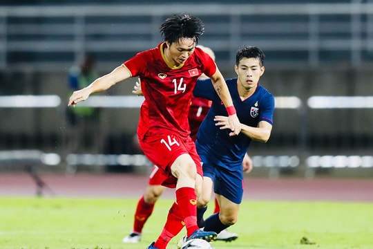 M.U thắng trận đầu tiên, Solskjaer chạm mốc đặc biệt; Bóng đá Thái Lan có ‘ngửi khói’ Việt Nam?