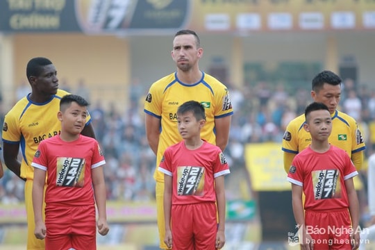 SLNA - HAGL: Ngày về của Memovic