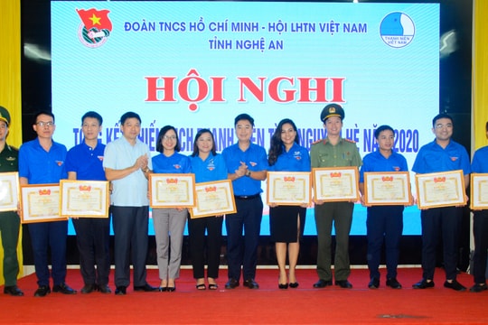 Nghệ An khen thưởng tập thể, cá nhân trong Chiến dịch Thanh niên tình nguyện hè năm 2020