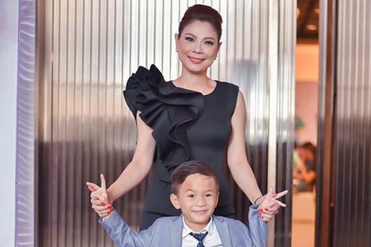 Bị nghi lợi dụng con trai Ngô Kiến Huy để đánh bóng tên tuổi, ca sĩ Thanh Thảo gay gắt 'phản pháo'