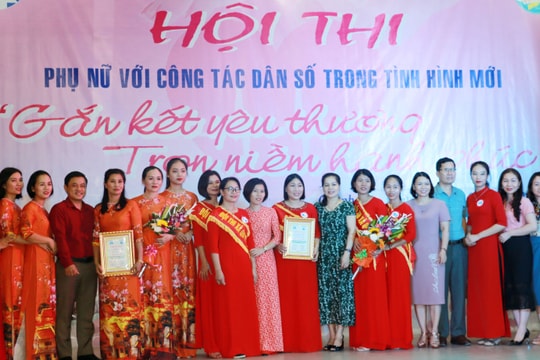 Phụ nữ Nghệ An lan tỏa thông điệp 'Kết nối yêu thương - Trọn niềm hạnh phúc'