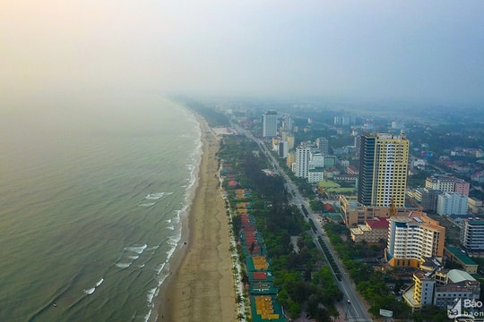 Xây dựng con người Cửa Lò văn minh, thân thiện, mến khách