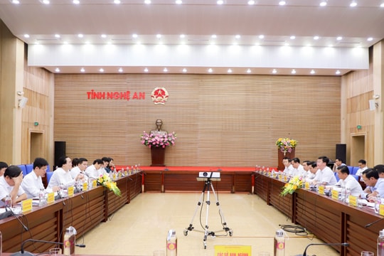 Bộ Giáo dục và Đào tạo sẽ thí điểm mô hình xây dựng trường bán trú ở vùng miền núi cao Nghệ An