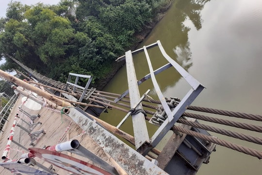 Cận cảnh cầu treo sông Giăng sau vụ tai nạn 5 người thiệt mạng