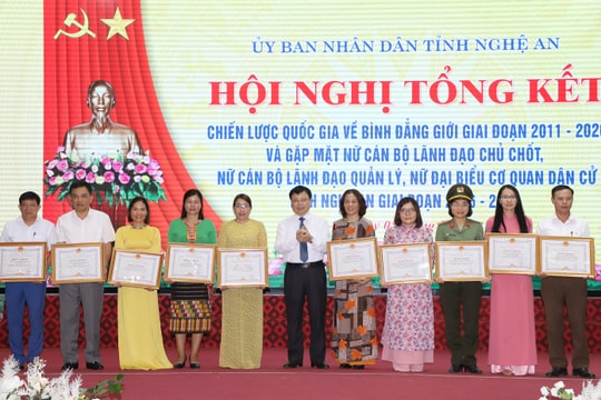 Nghệ An: 20 tập thể và cá nhân nhận Bằng khen về công tác bình đẳng giới 