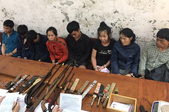 'Cất vó' tụ điểm phức tạp về ma túy, thu giữ nhiều vũ khí nóng