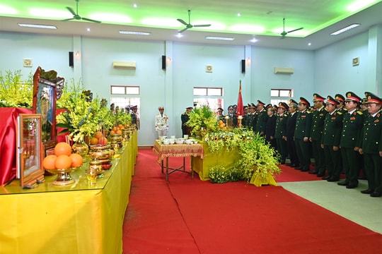 Hình ảnh lễ viếng và truy điệu 13 liệt sĩ hy sinh khi tìm kiếm cứu nạn tại Rào Trăng 3