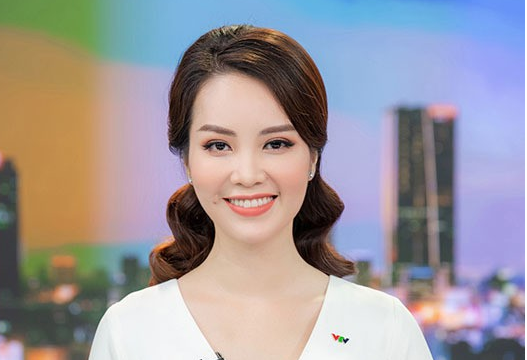 MC Thụy Vân trở lại sóng VTV sau tin đồn nghỉ việc  