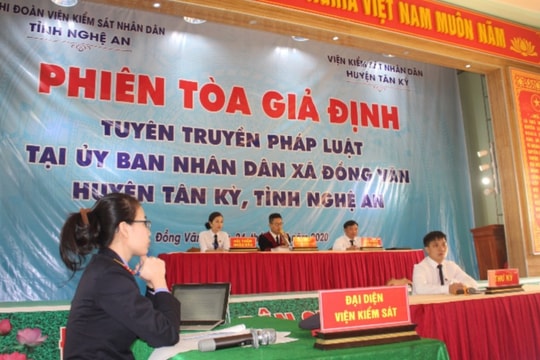 Phiên tòa đặc biệt xét xử thanh niên dùng vũ lực, đe dọa nạn nhân để quan hệ tình dục