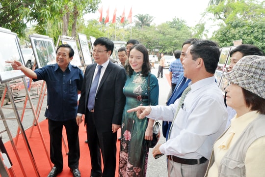 130 tác phẩm được trưng bày tại Triển lãm ảnh 'Nghệ An làm theo lời Bác'