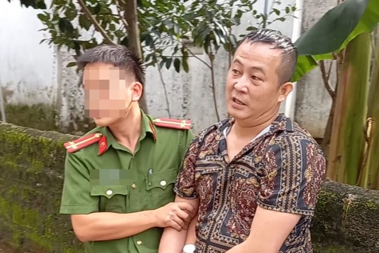 Khởi tố gã 'doanh nhân' mua ma túy để dùng và 'tiếp khách'