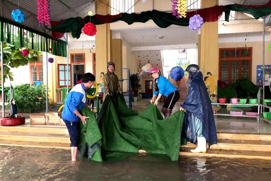 18 địa phương ở Nghệ An cho học sinh nghỉ học, nhiều trường bị thiệt hại do mưa lũ