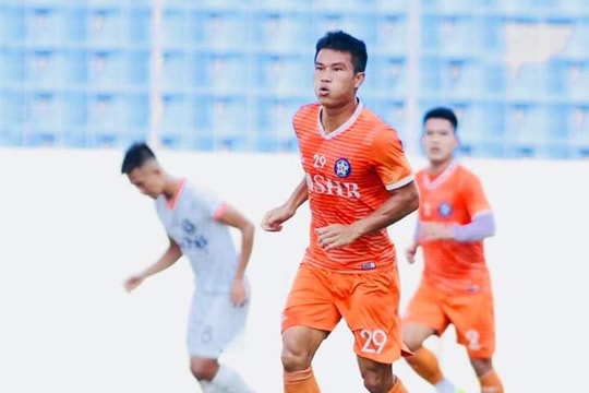 Tiền vệ Võ Ngọc Toàn và một mùa giải thất vọng