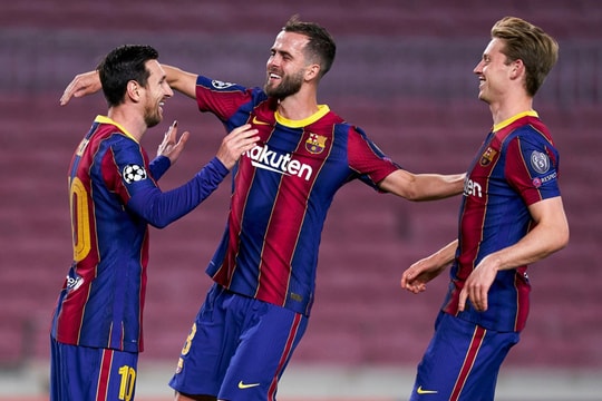 Đoàn Văn Hậu: 'Tôi muốn vô địch V.League'; Messi 'nổ súng', Barca vất vả hạ Dynamo Kiev