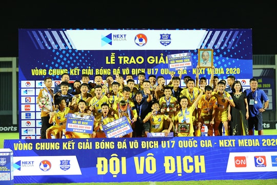 Điểm danh những tài năng trẻ SLNA nổi bật nhất năm 2020 