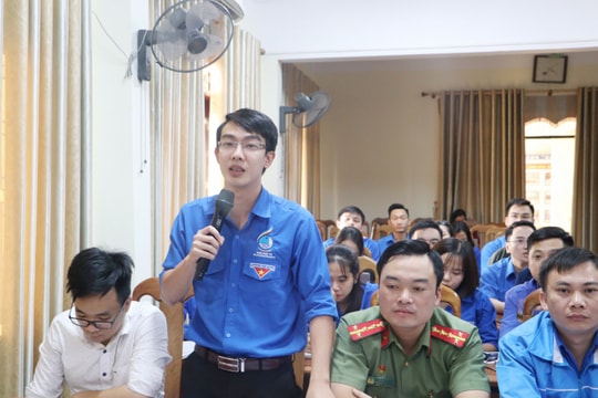 Đoàn viên, thanh niên Nghệ An góp ý vào dự thảo các văn kiện Đại hội XIII của Đảng