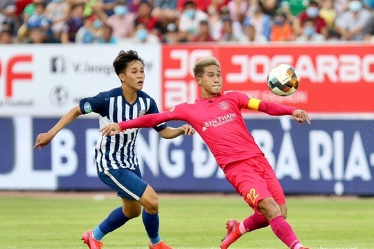 CLB Sài Gòn tiếp tục gây sốc; Vì sao bán Ronaldo sẽ là một 'món hời' đối với Juventus?