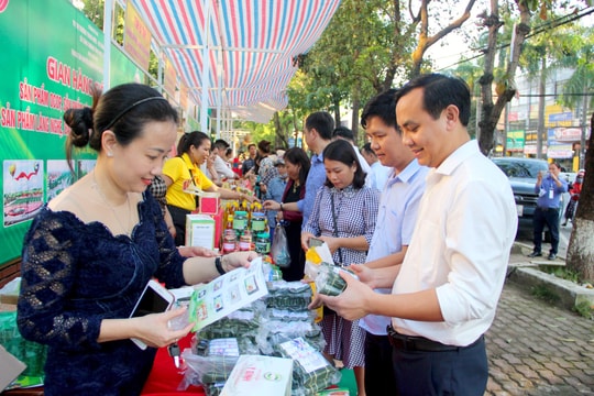 Tăng cường kết nối, tiêu thụ các sản phẩm tiêu biểu vùng miền, OCOP tại Nghệ An