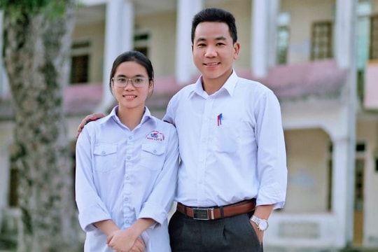 Cô học trò nghèo và ngôi vị thủ khoa môn Sinh học