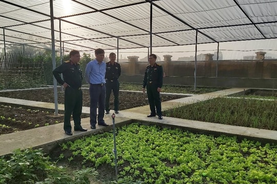 Đẩy mạnh công tác tuyên truyền xây dựng cơ sở vững mạnh toàn diện, Cụm an toàn làm chủ ở vùng đặc thù