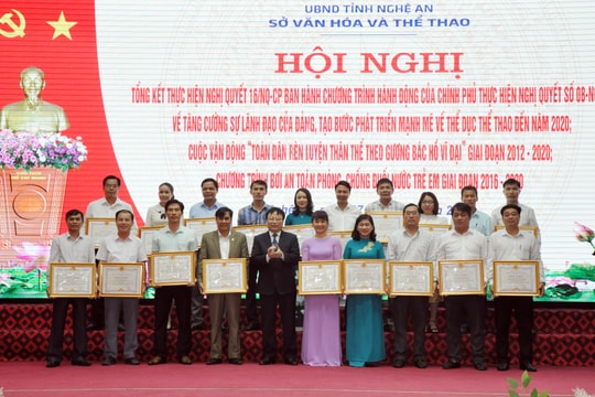 Nghệ An khen thưởng 75 tập thể, cá nhân trong phong trào rèn luyện thể dục thể thao