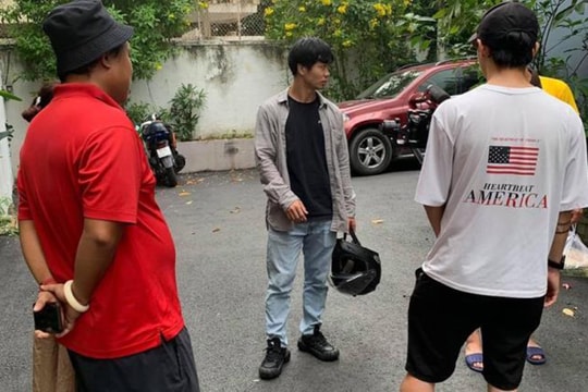 Công Phượng làm xe ôm trong phim cưới của bạn thân