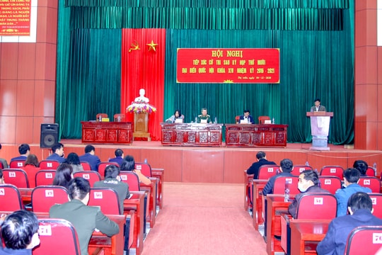 Đại biểu Quốc hội tiếp xúc cử tri thị trấn Yên Thành